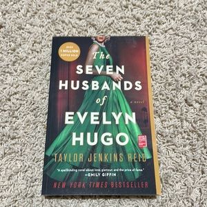The Seven Husbands of Evelyn Hugo